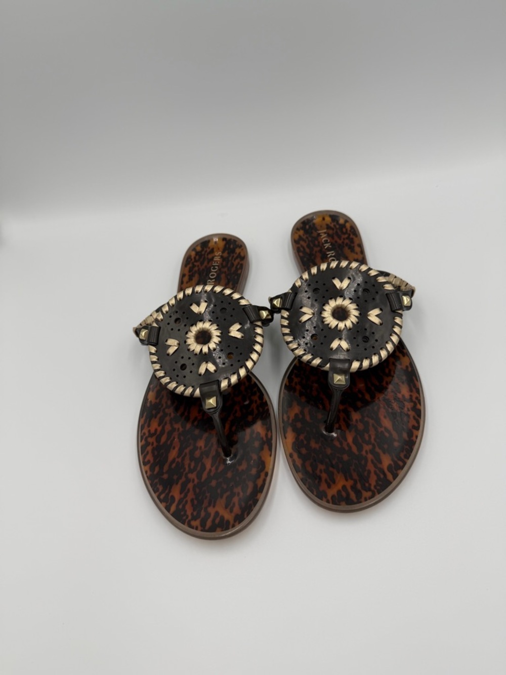 Jack Rogers Black and Brown Tortoise Medallion Thong Sandals